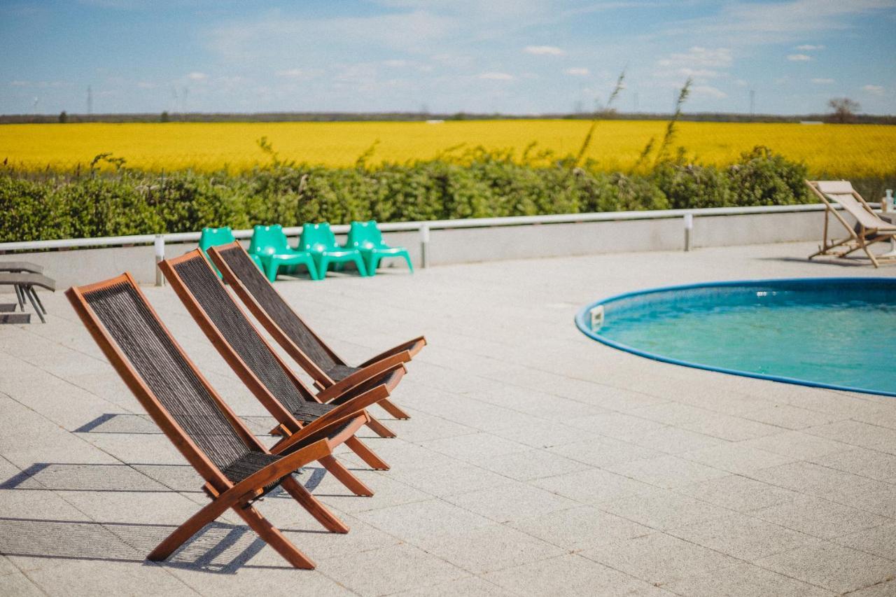 Apartamenty Rodzinne Plater74 Darłowo Esterno foto